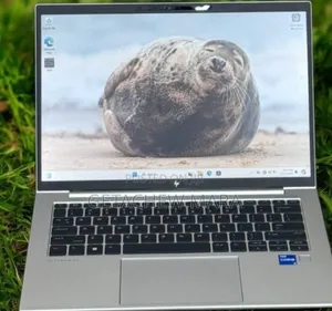 New Laptop HP EliteBook 830 G9 16GB Intel Core I5 SSD 512GB