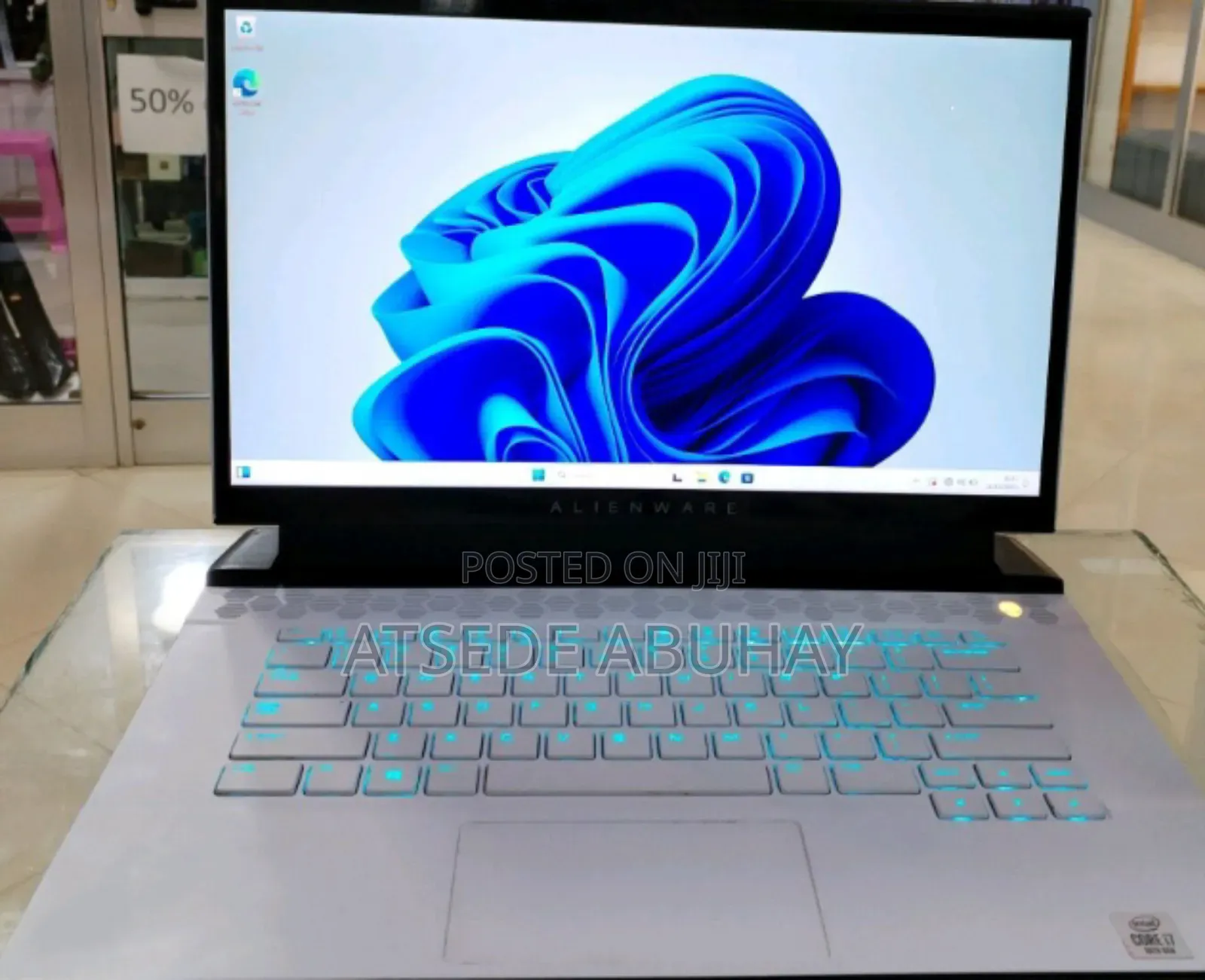 New Laptop Alienware Area-51m 16GB Intel Core I7 SSD 512GB