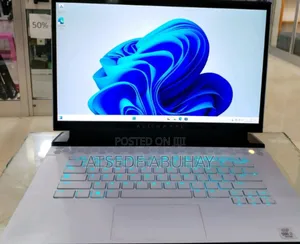 New Laptop Alienware Area-51m 16GB Intel Core I7 SSD 512GB