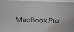 New Laptop Apple MacBook Pro M1 32GB Apple M1 Max SSD 1T