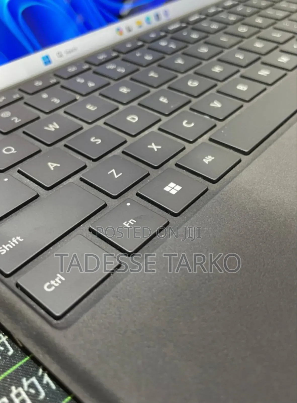 New Laptop Microsoft Surface Pro 8 16GB Intel Core I7 SSD 1T