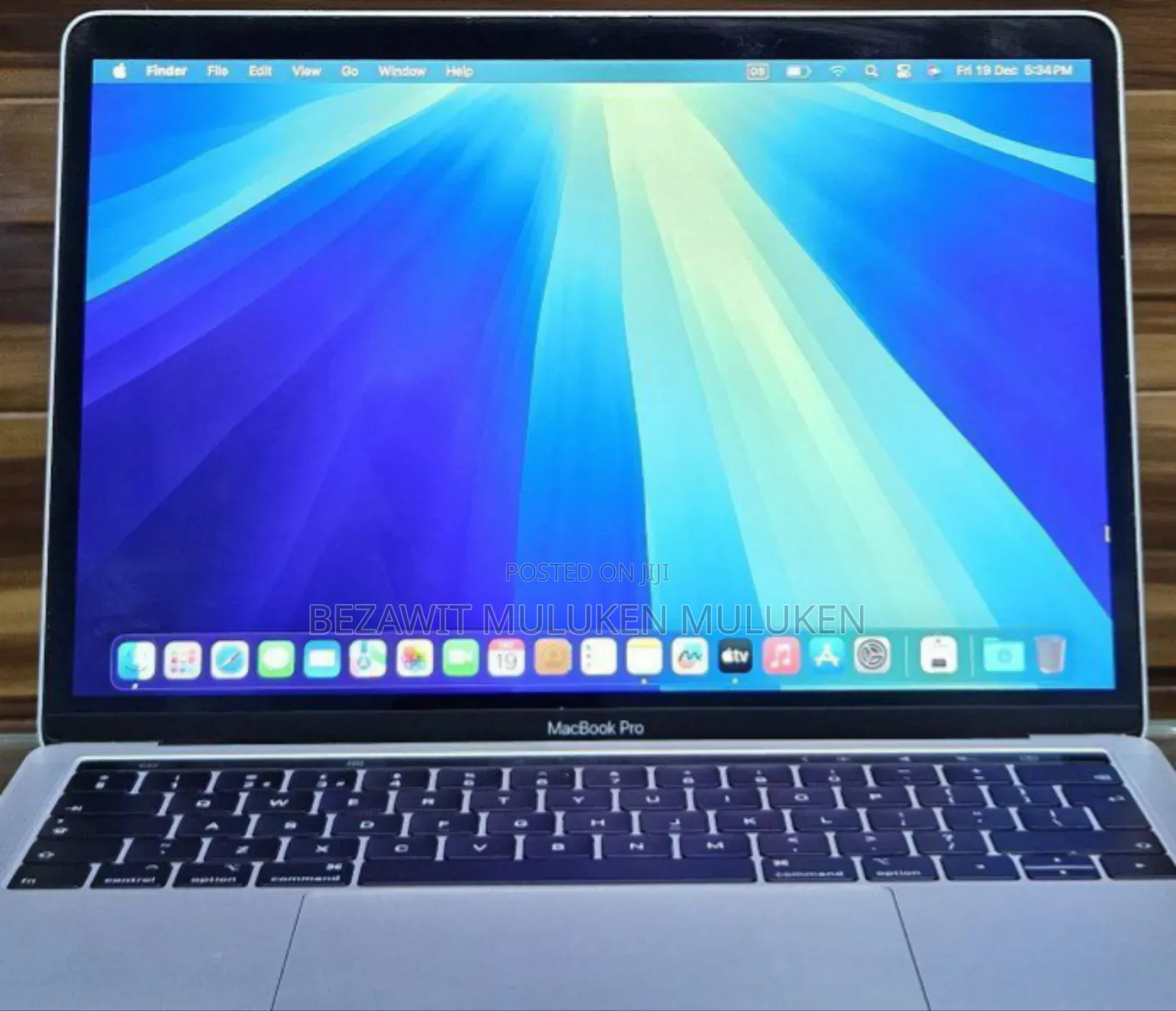 New Laptop Apple MacBook Pro 2019 8GB Intel Core I5 SSD 128GB