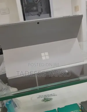 New Laptop Microsoft Surface Pro 7 8GB Intel Core I5 SSD 256GB
