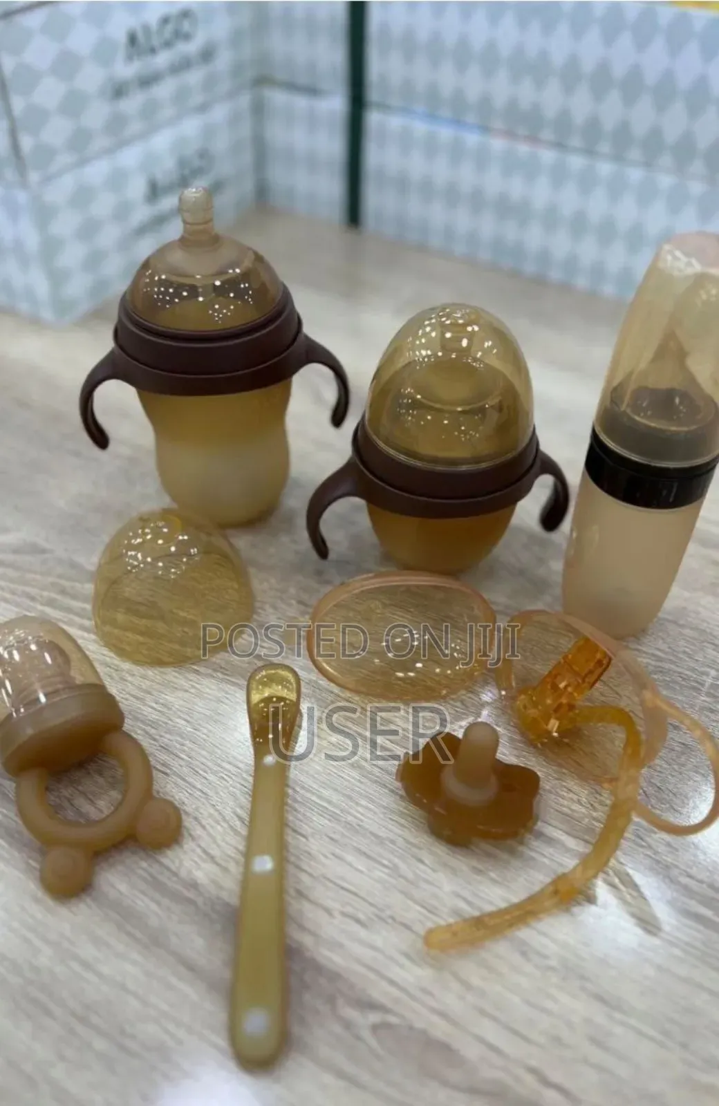 6 Pieces Bpa Free Silicone Baby Bottles or Feeding Sets ( Algo)