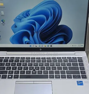New Laptop HP EliteBook 840 G8 8GB Intel Core I5 SSD 512GB