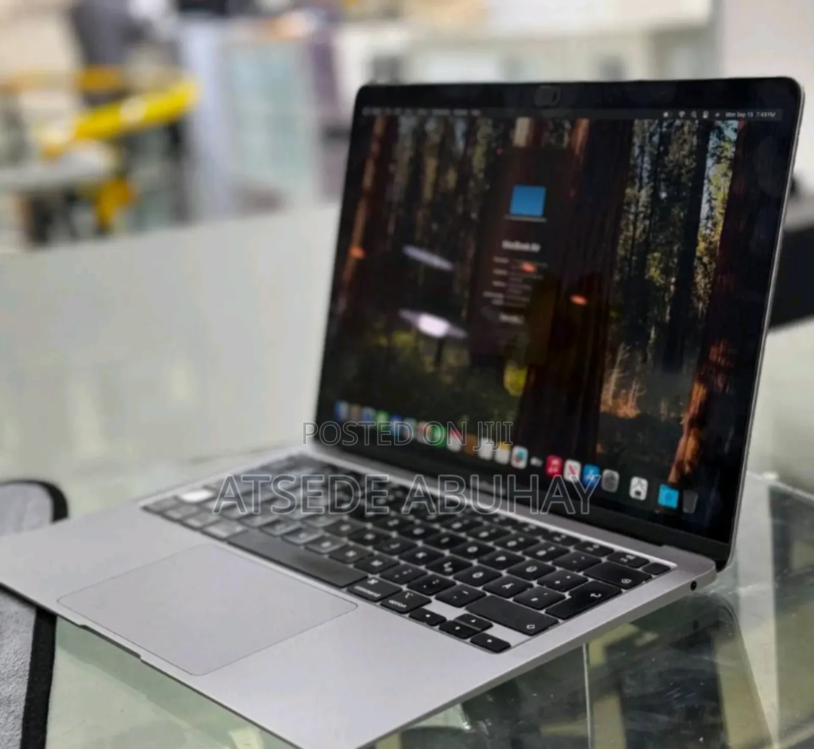 New Laptop Apple MacBook Air 2020 M1 8GB Intel Core I3 SSD 256GB