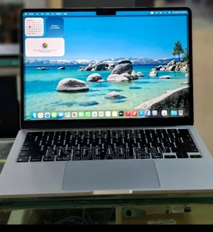 New Laptop Apple MacBook Air 2022 M2 8GB Intel Core I5 SSD 256GB