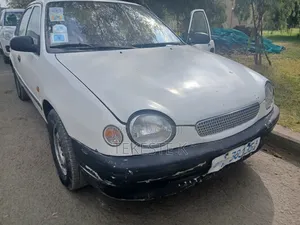 Toyota Corolla Sedan 1998 White