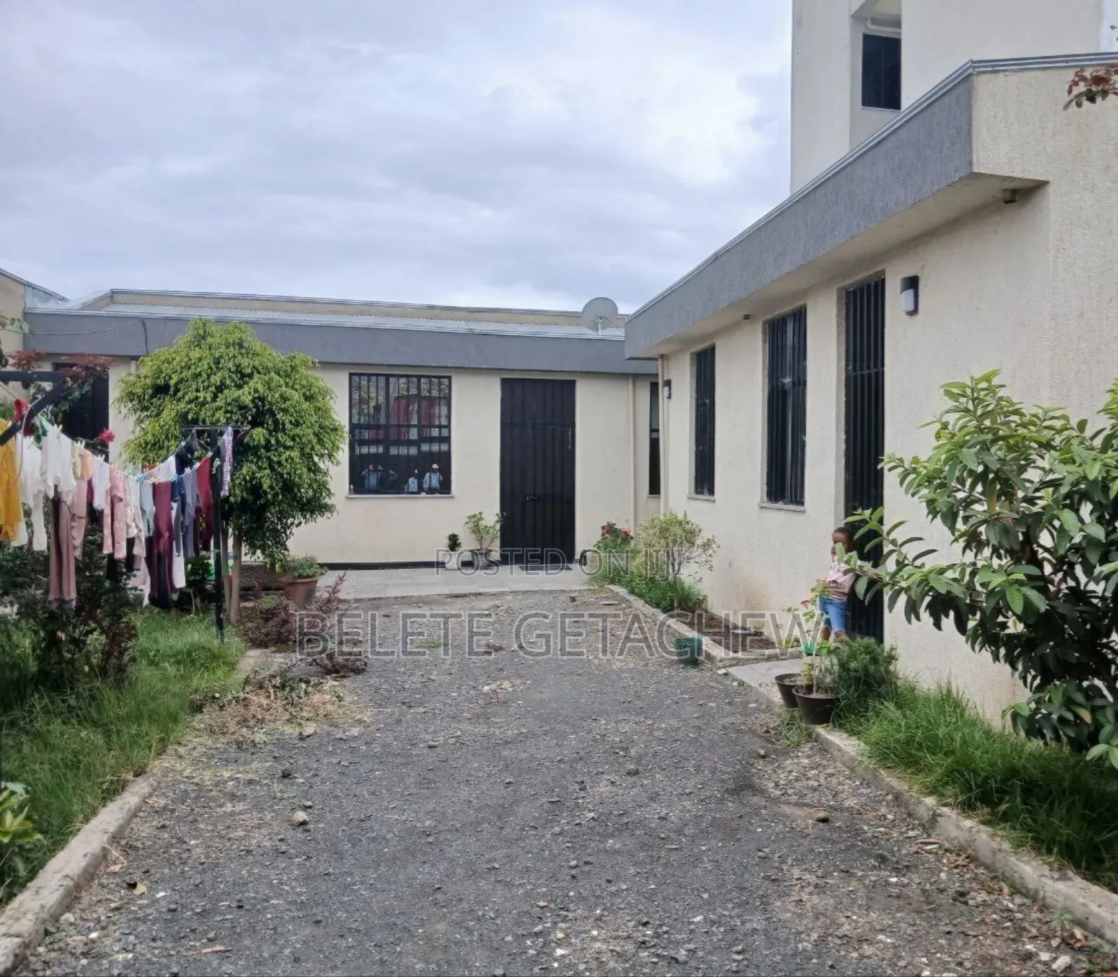 3bdrm Villa in Yeka Abado, L-Shape for sale