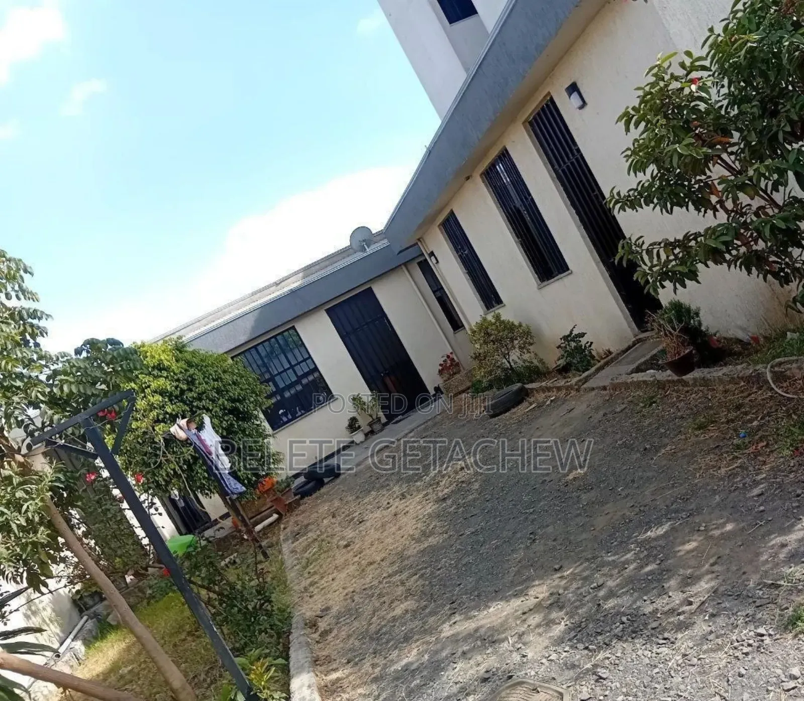 3bdrm Villa in Yeka Abado, L-Shape for sale