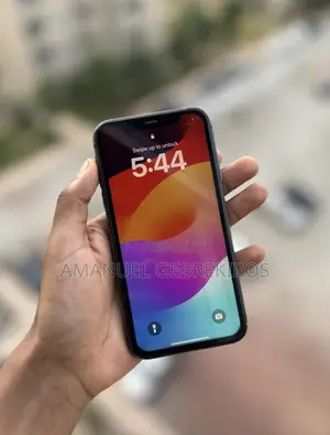 Apple iPhone 11 64 GB Black