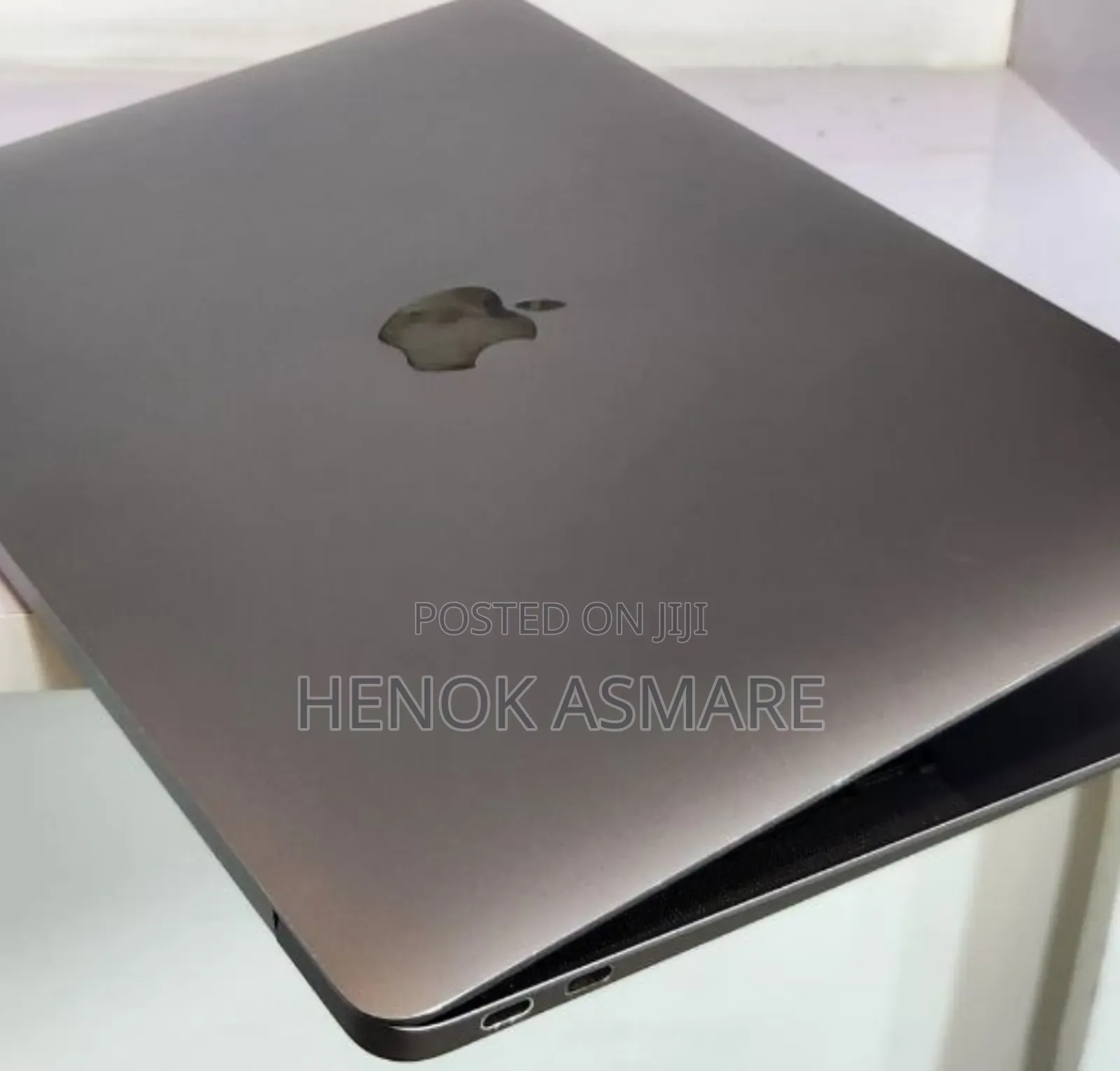 New Laptop Apple MacBook Air 16GB Apple M1 SSD 256GB