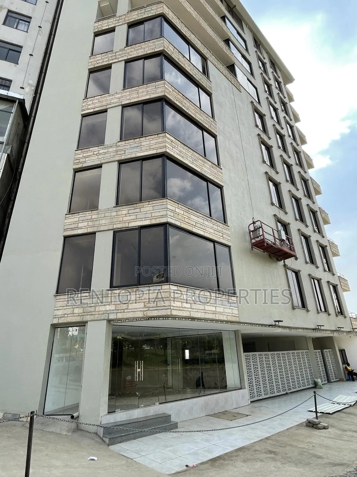 Full G+10 Building for Rent (3m Etb)