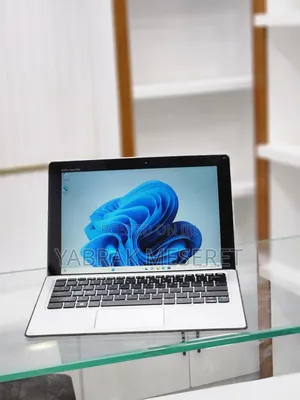 New Laptop HP X2 8GB SSD 256GB