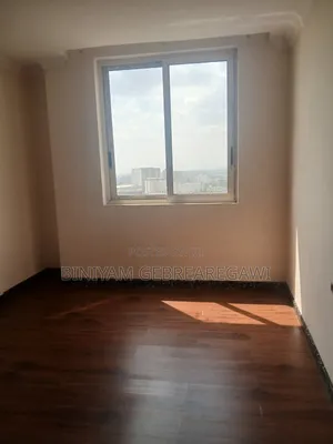 3bdrm Apartment in Apartment, Yeka for rent