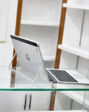 New Laptop HP X2 8GB Intel Core M SSD 256GB