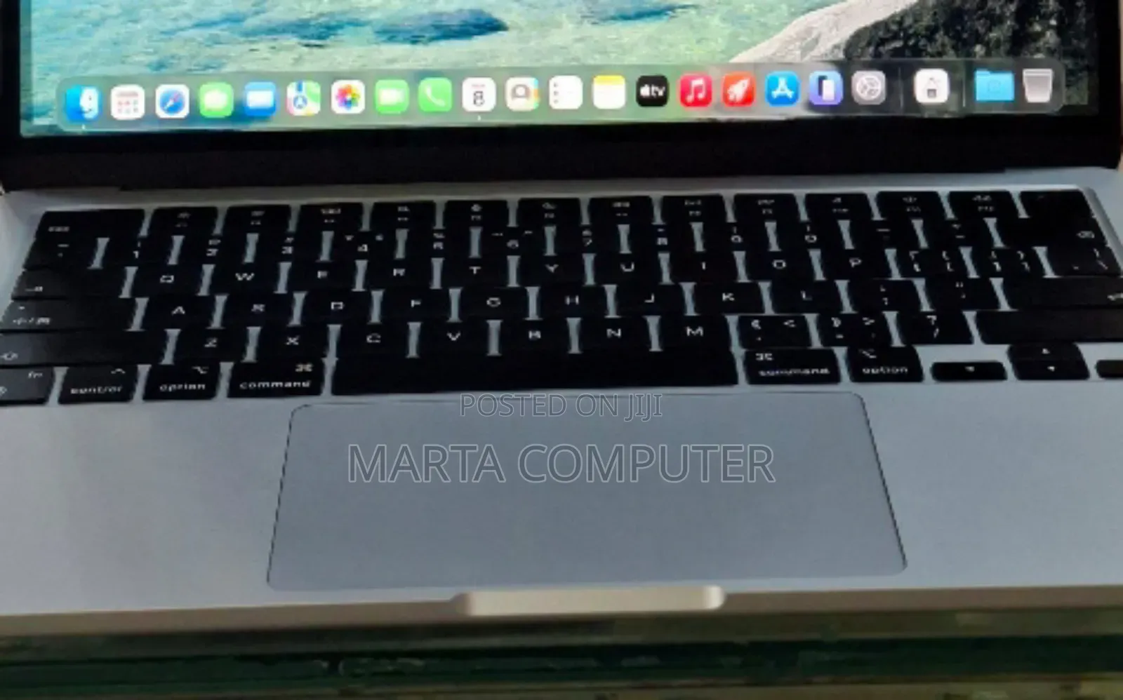 New Laptop Apple MacBook Air 2022 M2 8GB Apple M2 SSD 256GB