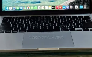 New Laptop Apple MacBook Air 2022 M2 8GB Apple M2 SSD 256GB