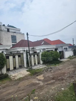 Furnished 3bdrm Villa in ሀያት, Bole for sale