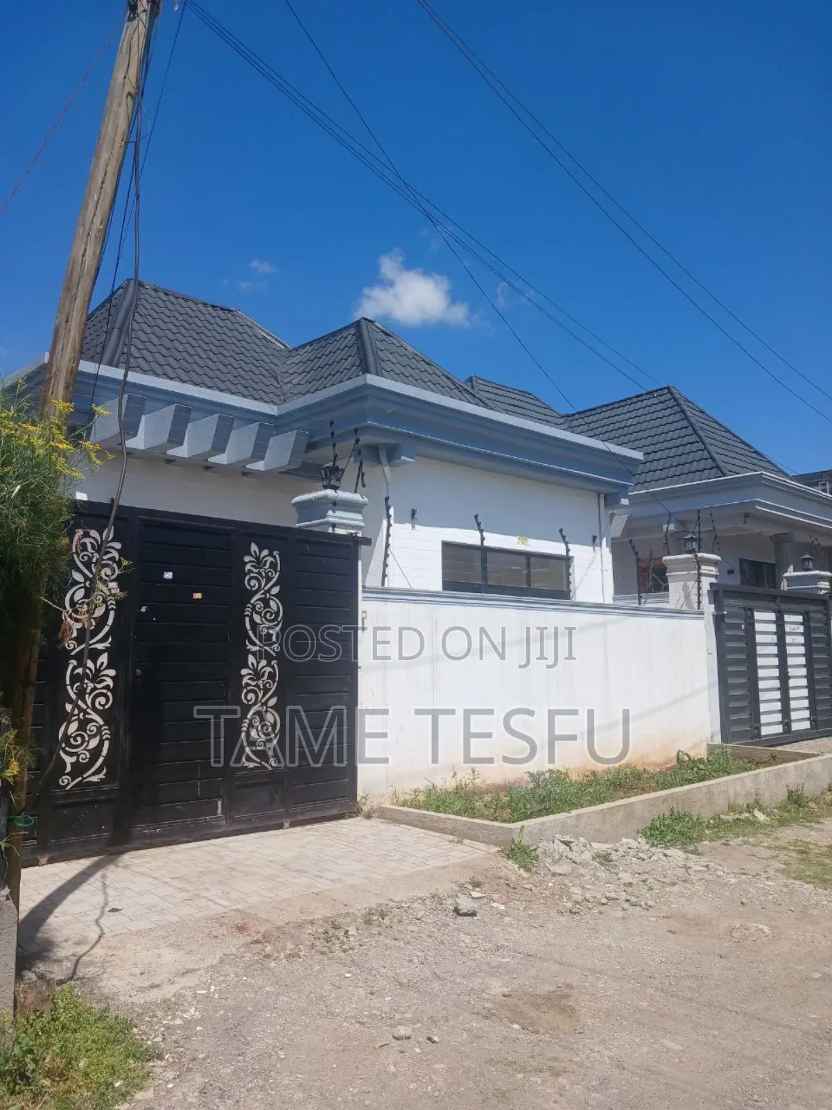 Furnished 3bdrm Villa in ሀያት, Bole for sale