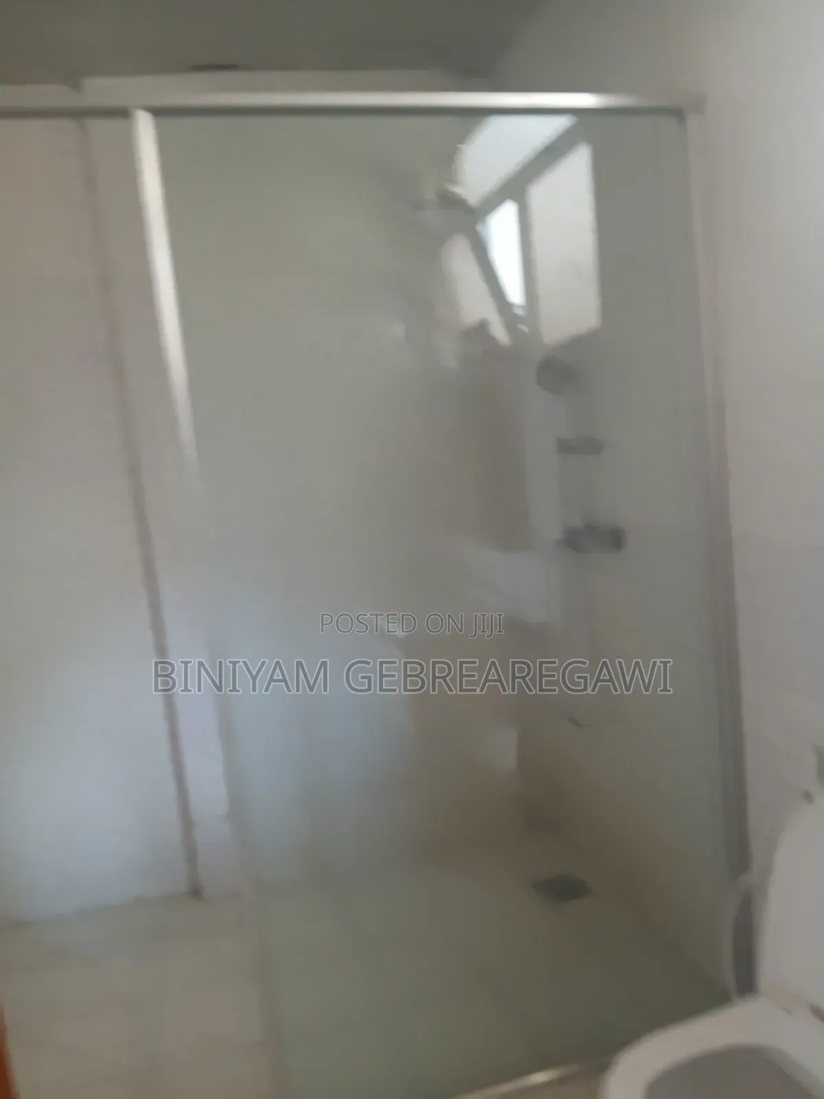 3bdrm Apartment in Luxury Apartment, Yeka for rent