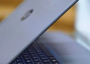 Photo - New Laptop HP ZBook X2 16GB Intel Core I7 SSD 512GB