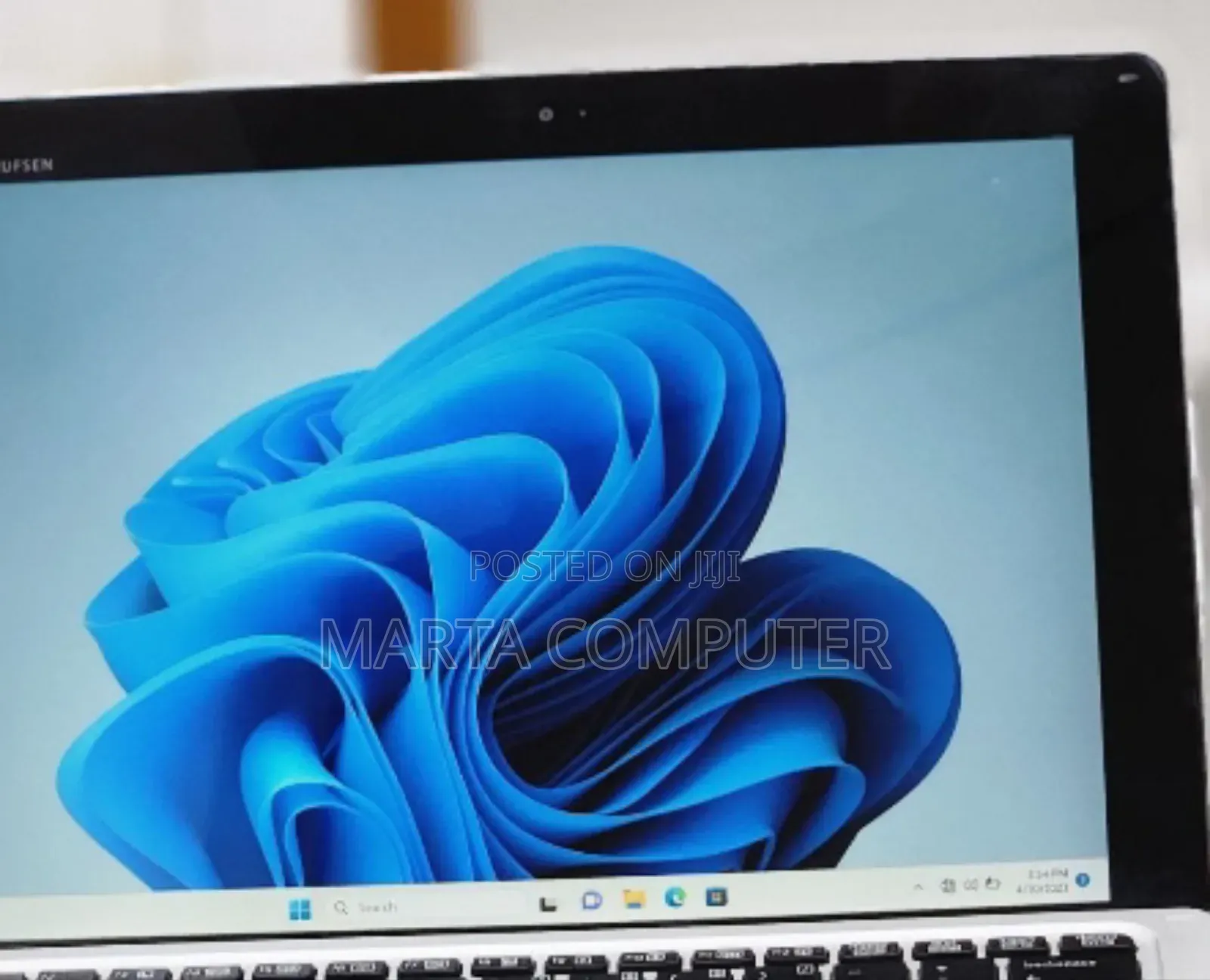 New Laptop HP Elite X2 G8 8GB Intel Core I7 SSD 256GB