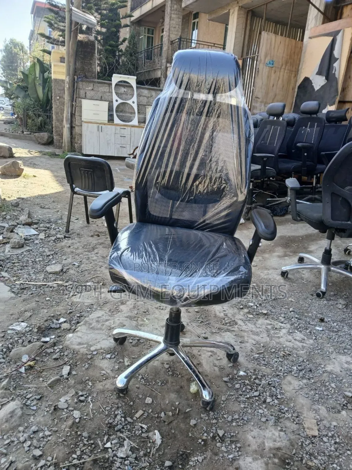 Executive Office Furniture Set - Desk, Chairs Side Table!