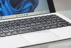 New Laptop HP Elite X2 G8 8GB Intel Core I7 SSD 256GB