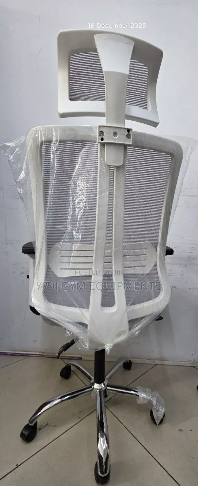 Executive Office Furniture Set - Desk, Chairs Side Table!