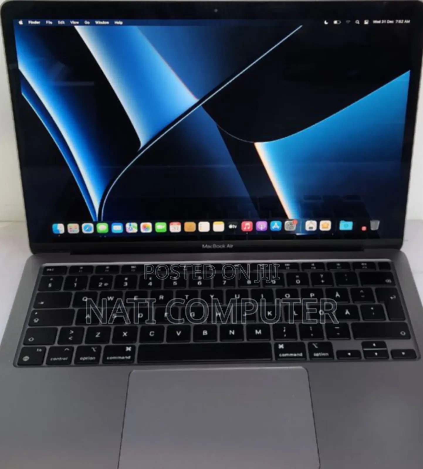 New Laptop Apple MacBook Air 2020 M1 16GB Intel Core I7 SSD 256GB