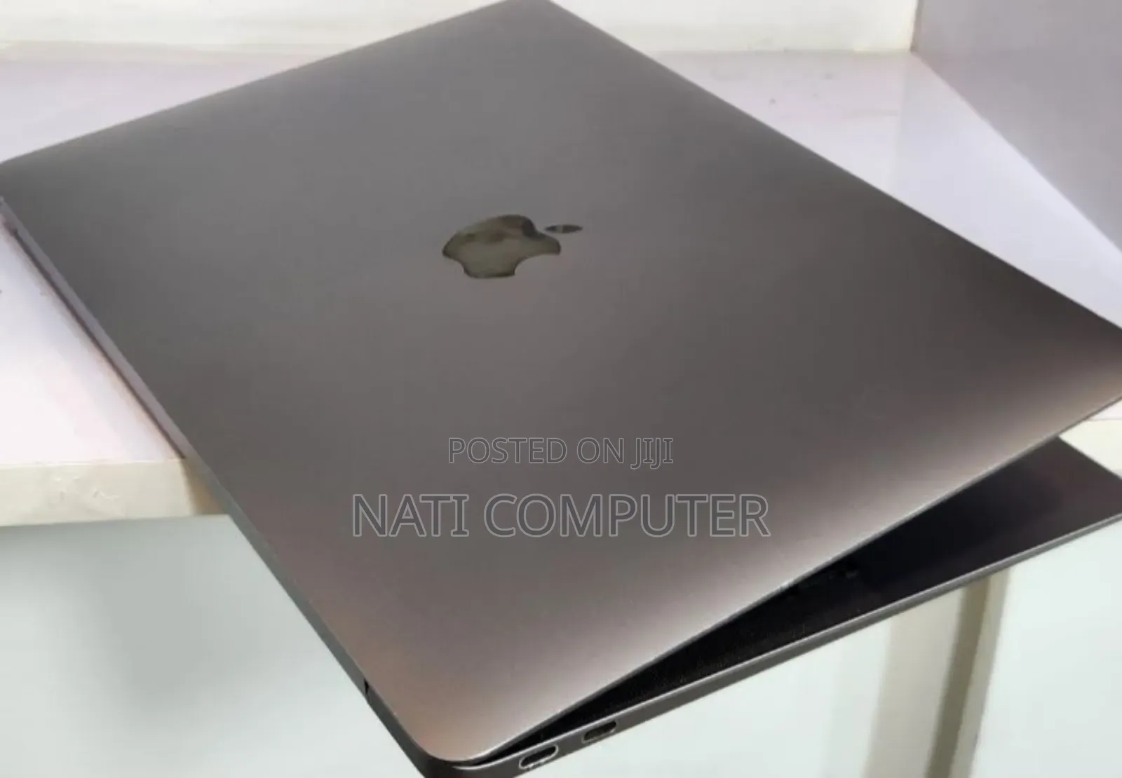 New Laptop Apple MacBook Air 2020 M1 16GB Intel Core I7 SSD 256GB