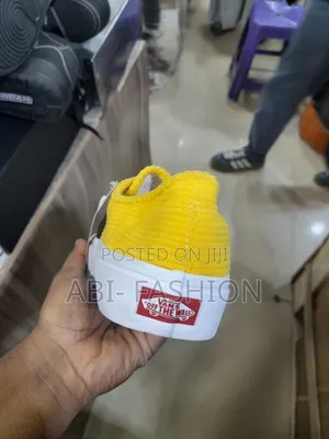 Vans Flat Mens Black Yellow