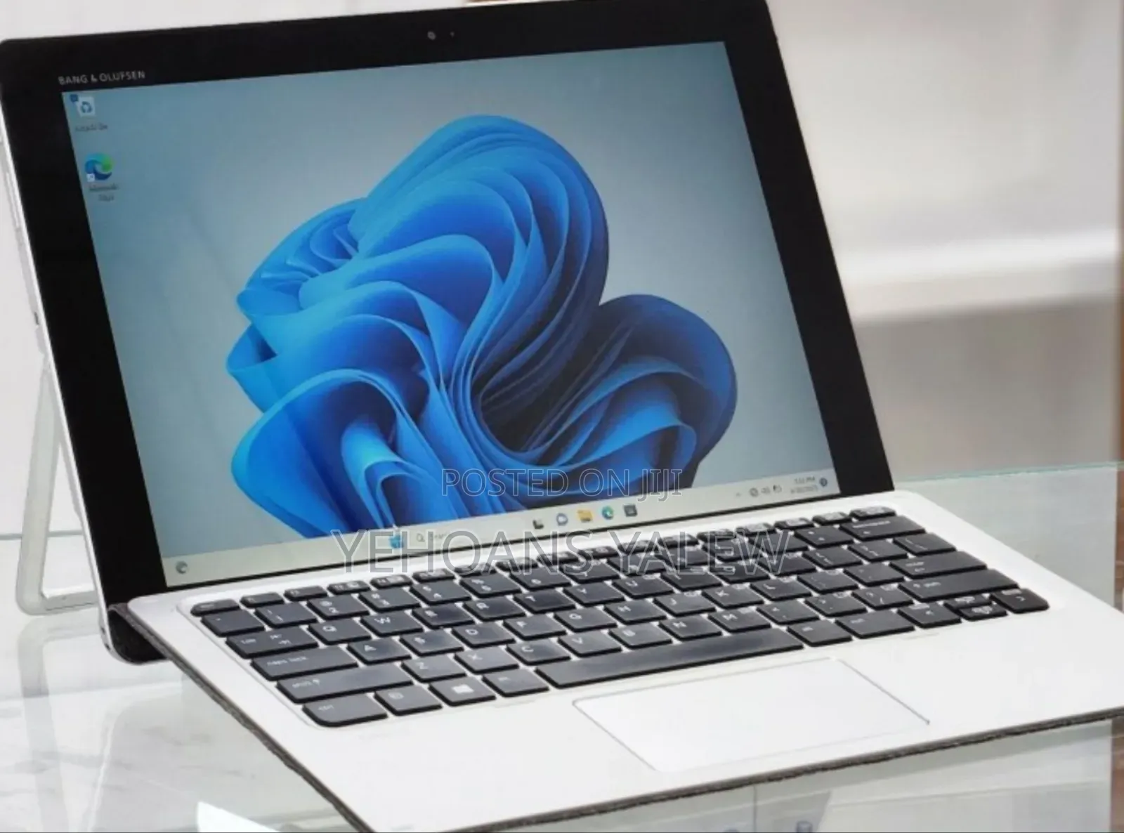 New Laptop HP Elite X2 1012 8GB Intel Core M SSD 256GB