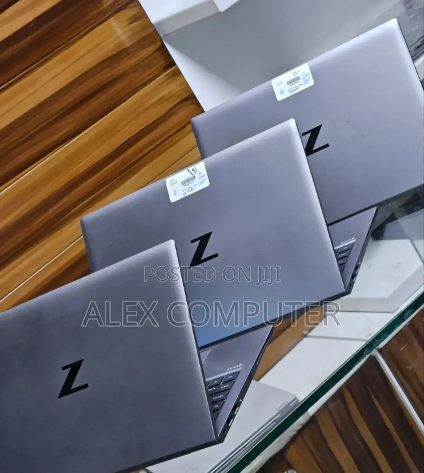 New Laptop HP ZBook Firefly 14 G7 16GB Intel Core I7 SSD 512GB