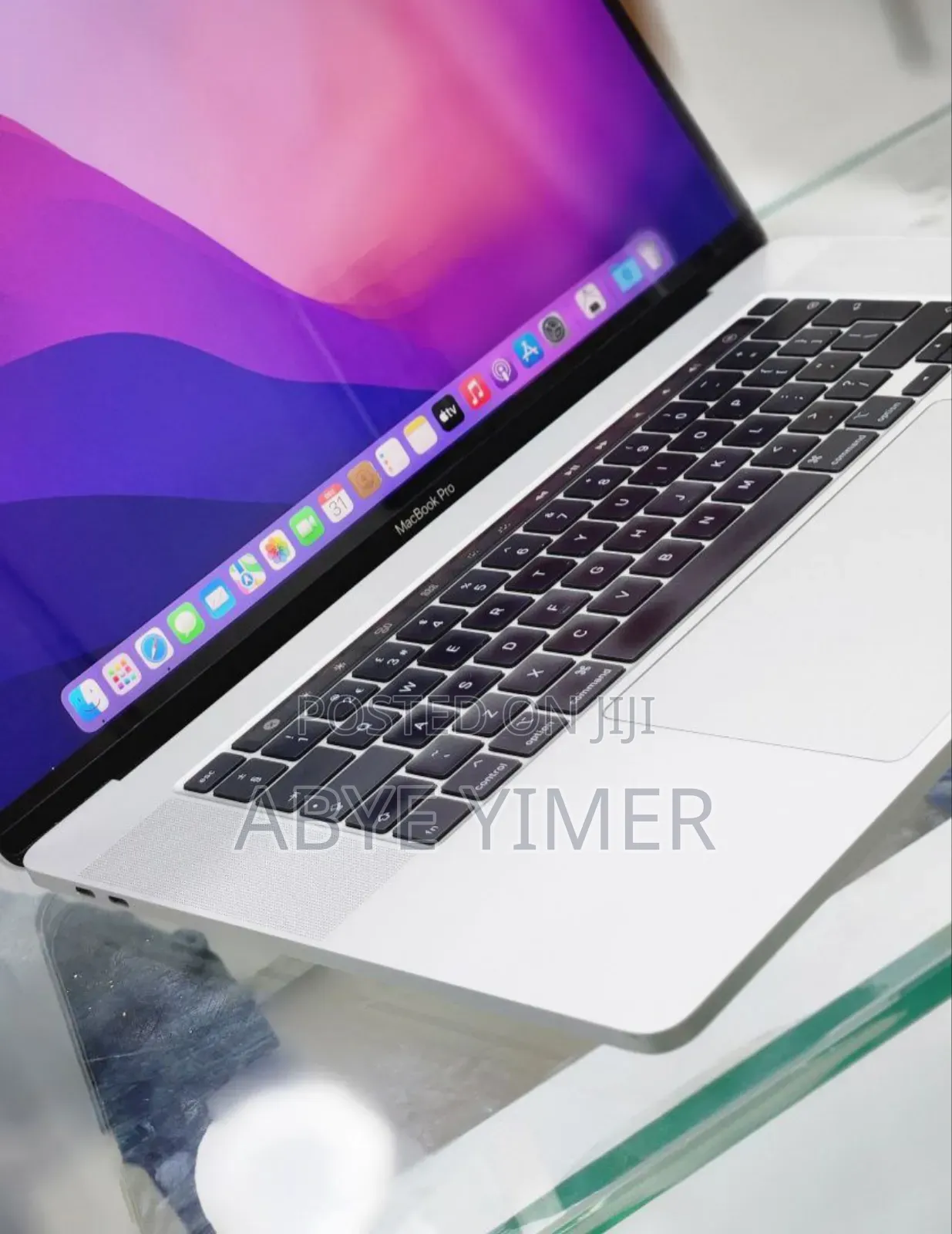 New Laptop Apple MacBook Pro 2019 16GB Intel Core I7 SSD 512GB