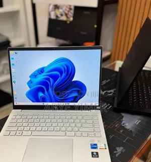 New Laptop HP Pavilion 15 16GB Intel Core I5 SSD 1T