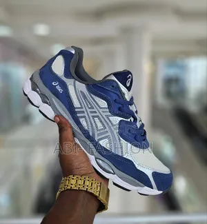 Asics Gel-Kayano 14 Sneaker Silver Colour