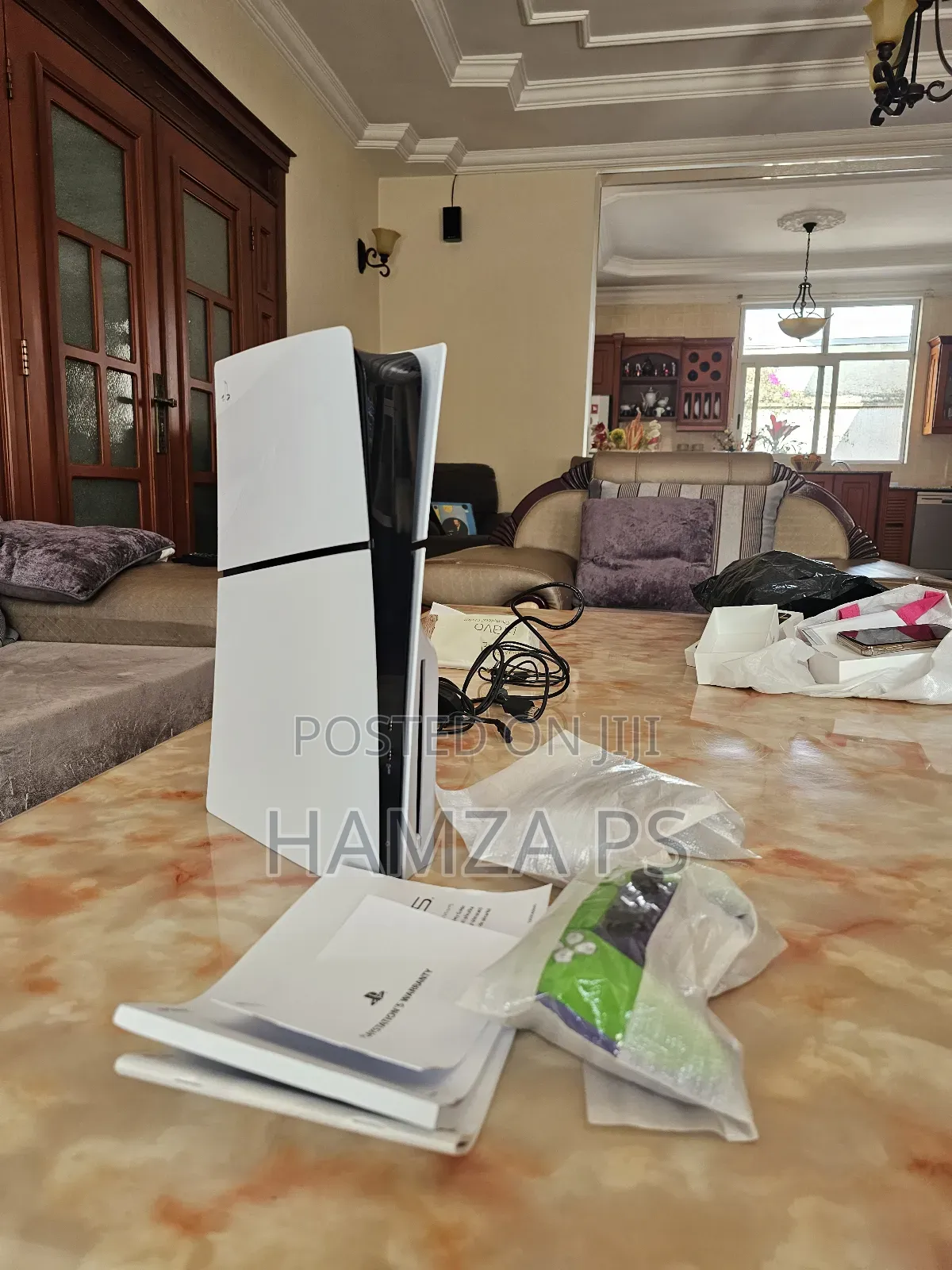 Playstation 5 ከወጪ የገባ አዲስ