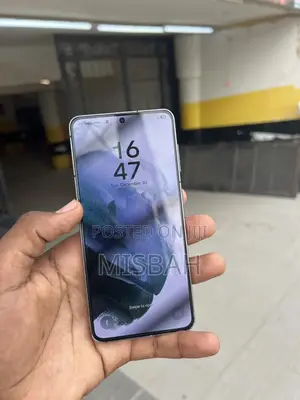 Photo - Samsung Galaxy S21 5G 256 GB Black