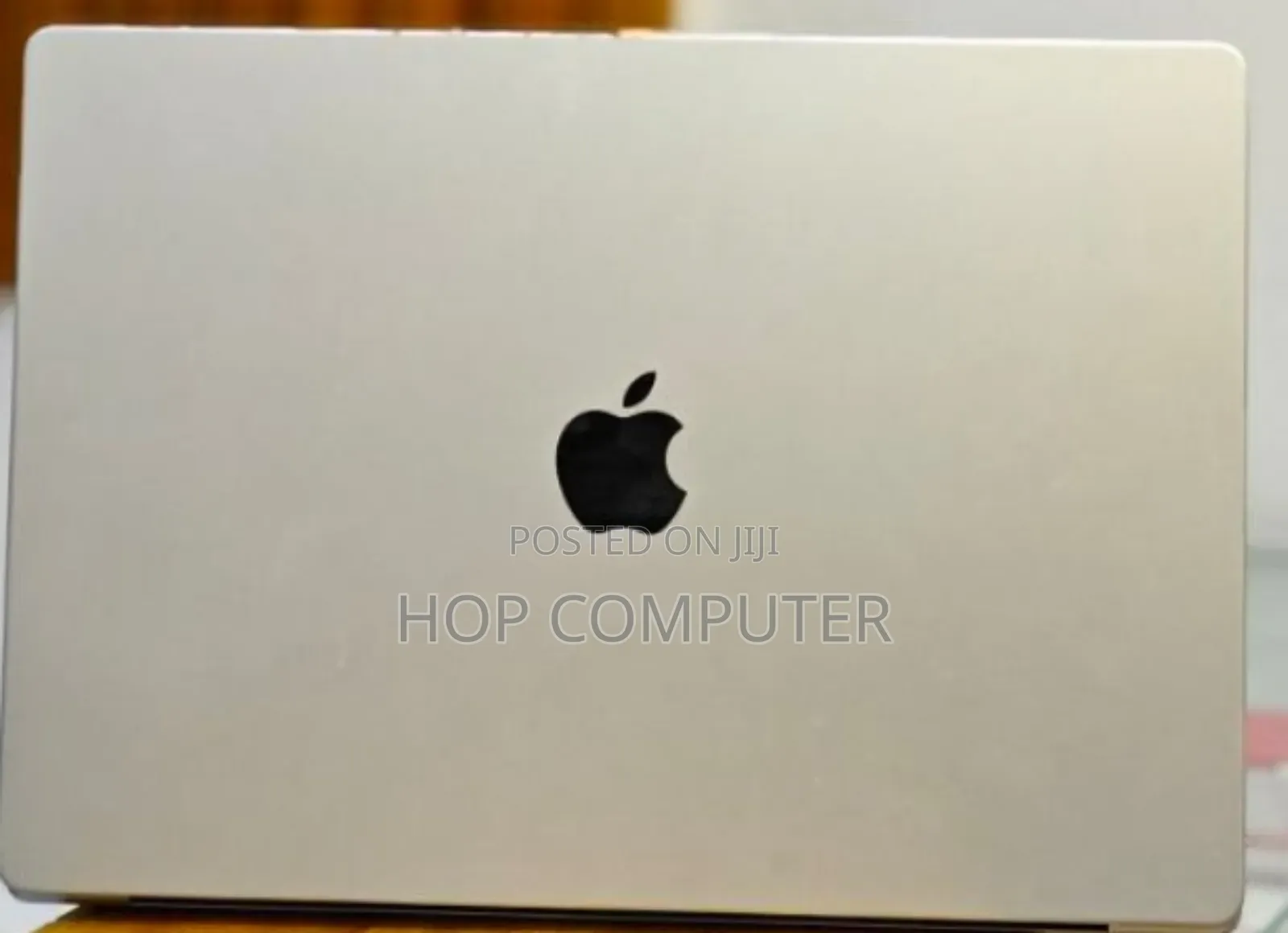 New Laptop Apple MacBook Pro M1 16GB Apple M1 Pro SSD 512GB