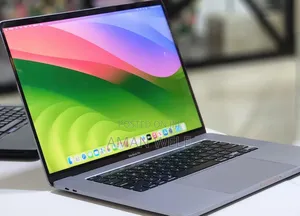 New Laptop Apple MacBook Pro 2019 32GB Intel Core I7 SSD 512GB