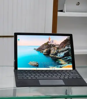 New Laptop Microsoft Surface 8GB Intel Core I7 SSD 256GB