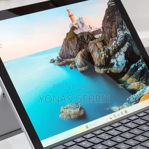 New Laptop Microsoft Surface 8GB Intel Core i7 SSD 256GB