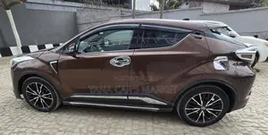 Toyota C-HR 2018 Brown