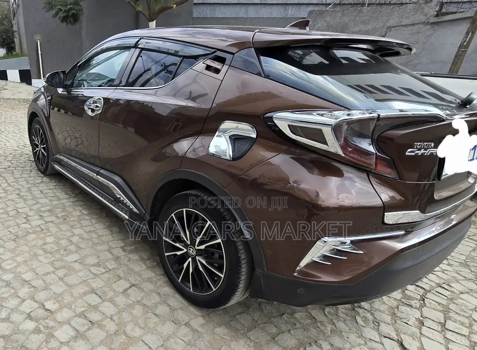 Toyota C-HR 2018 Brown
