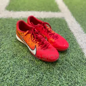 Nike Air Zoom Mercurial Vapor 13 Acadamy Md Soccer Cleats