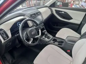 Hyundai Creta 2023 Red