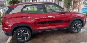 Hyundai Creta 2023 Red