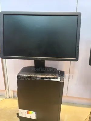 Desktop Computer Dell OptiPlex 3050 4GB Intel Core I5 HDD 500GB